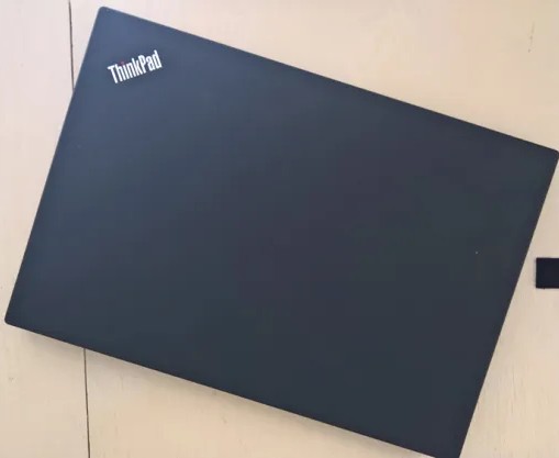 Refurbished Lenovo ThinkPad T470 14" Touchscreen Laptop | Intel Core i5 7th Gen | Dual Battery | Excellent Condition thumbnail 2