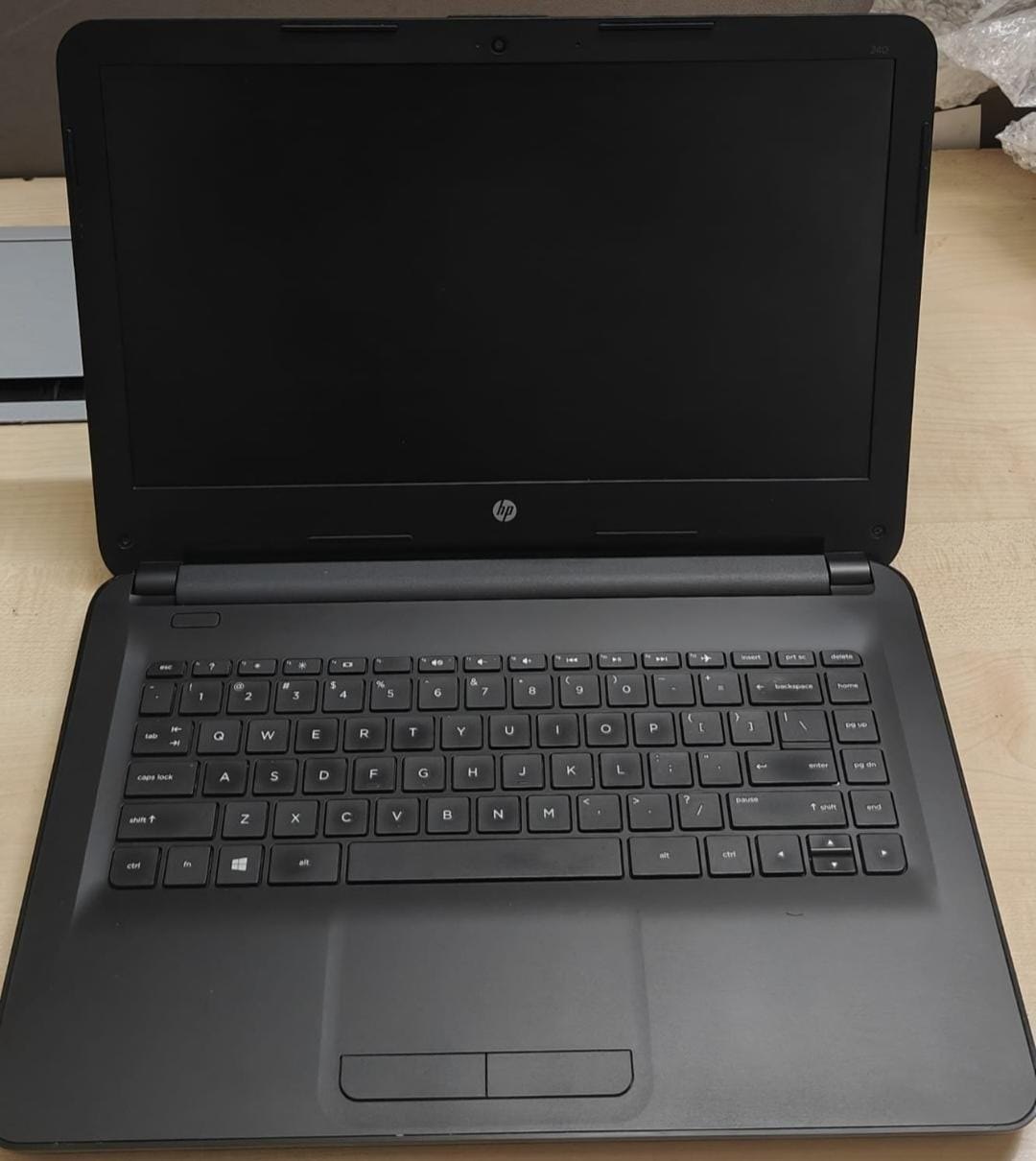 Refurbished HP 240 G4 14" Notebook (Excellent Condition) | Intel Core i5 6th Gen, 8GB RAM, 256GB SSD thumbnail 2